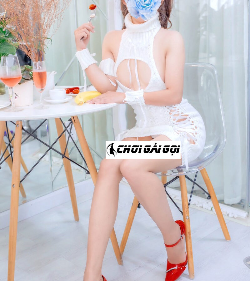Anh Thư – Nhân Viên Văn Phòng Nhẹ Nhàng Tình Cảm – Say Đắm